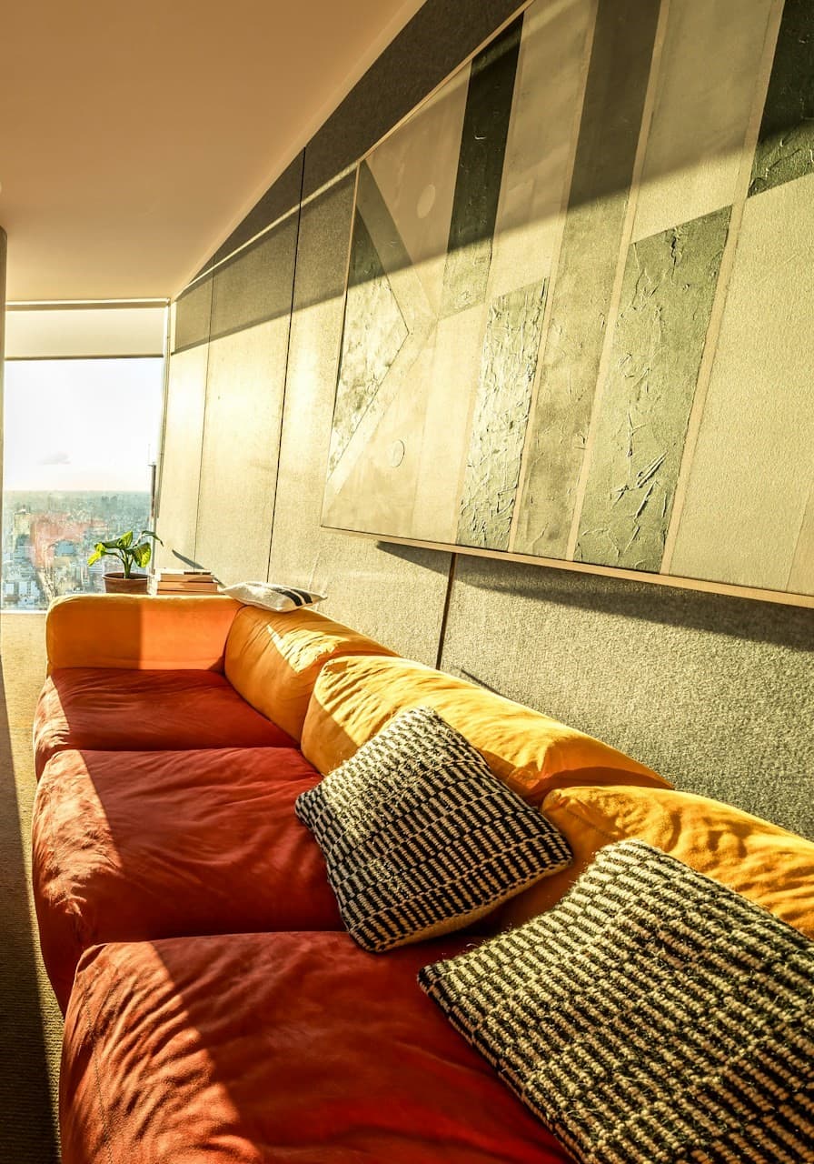 เตียงพักผ่อนพนักงาน — Office Daybeds